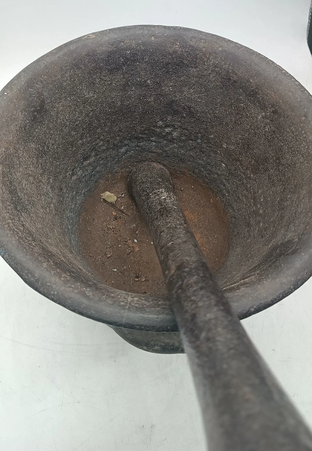 Iron mortar with pestle, 18th century 6