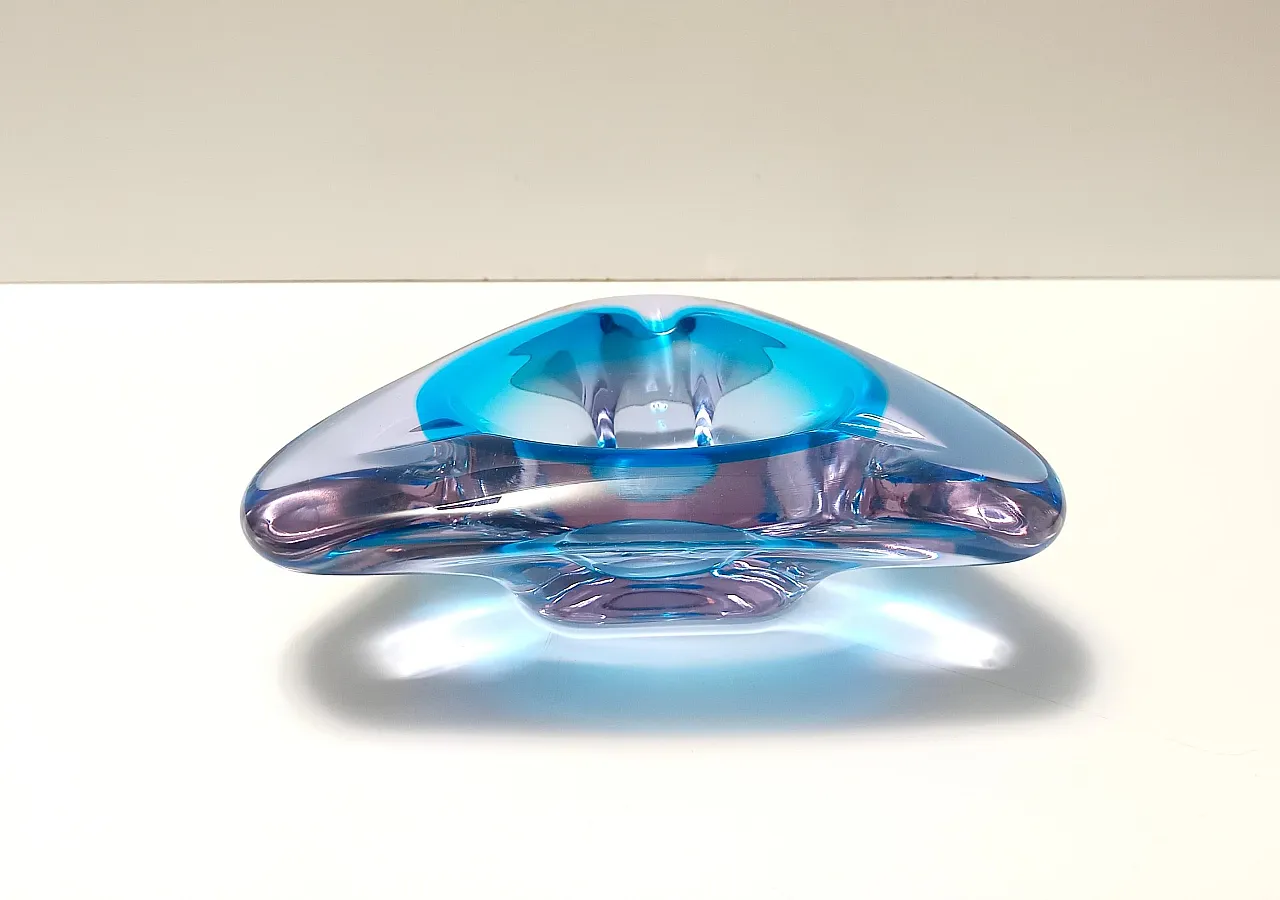 Triangular blue Murano glass bowl, 70s 5