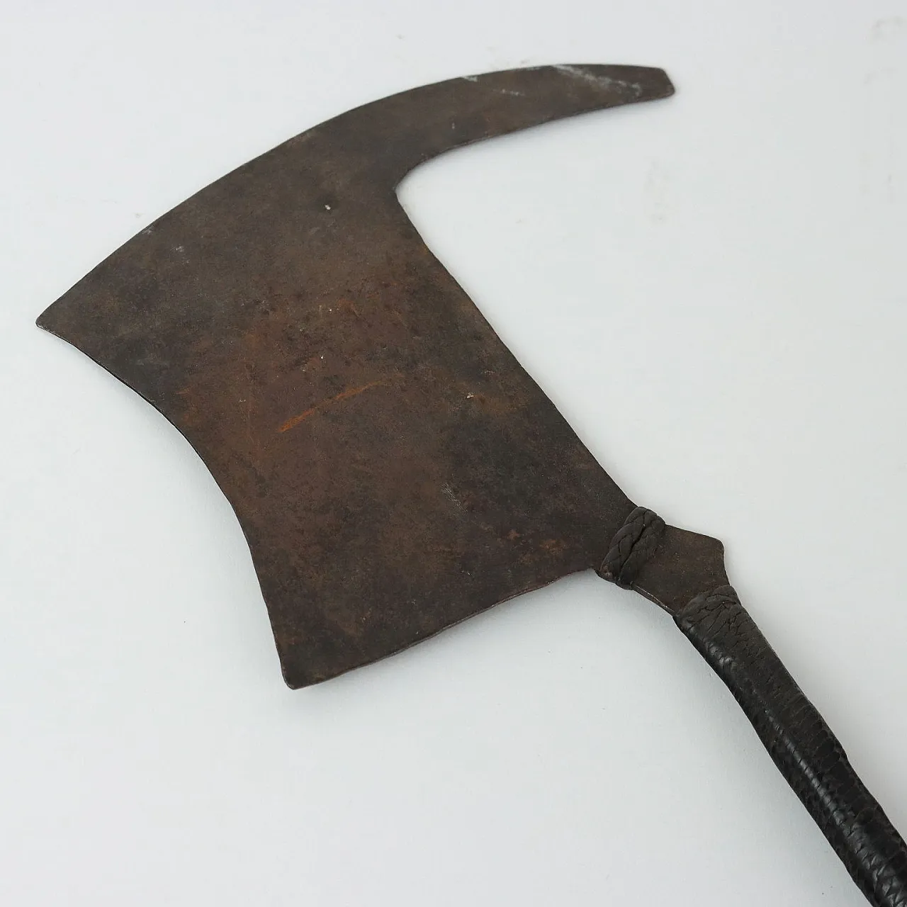Manzhi iron and leather ceremonial dance axe, 20th century 3