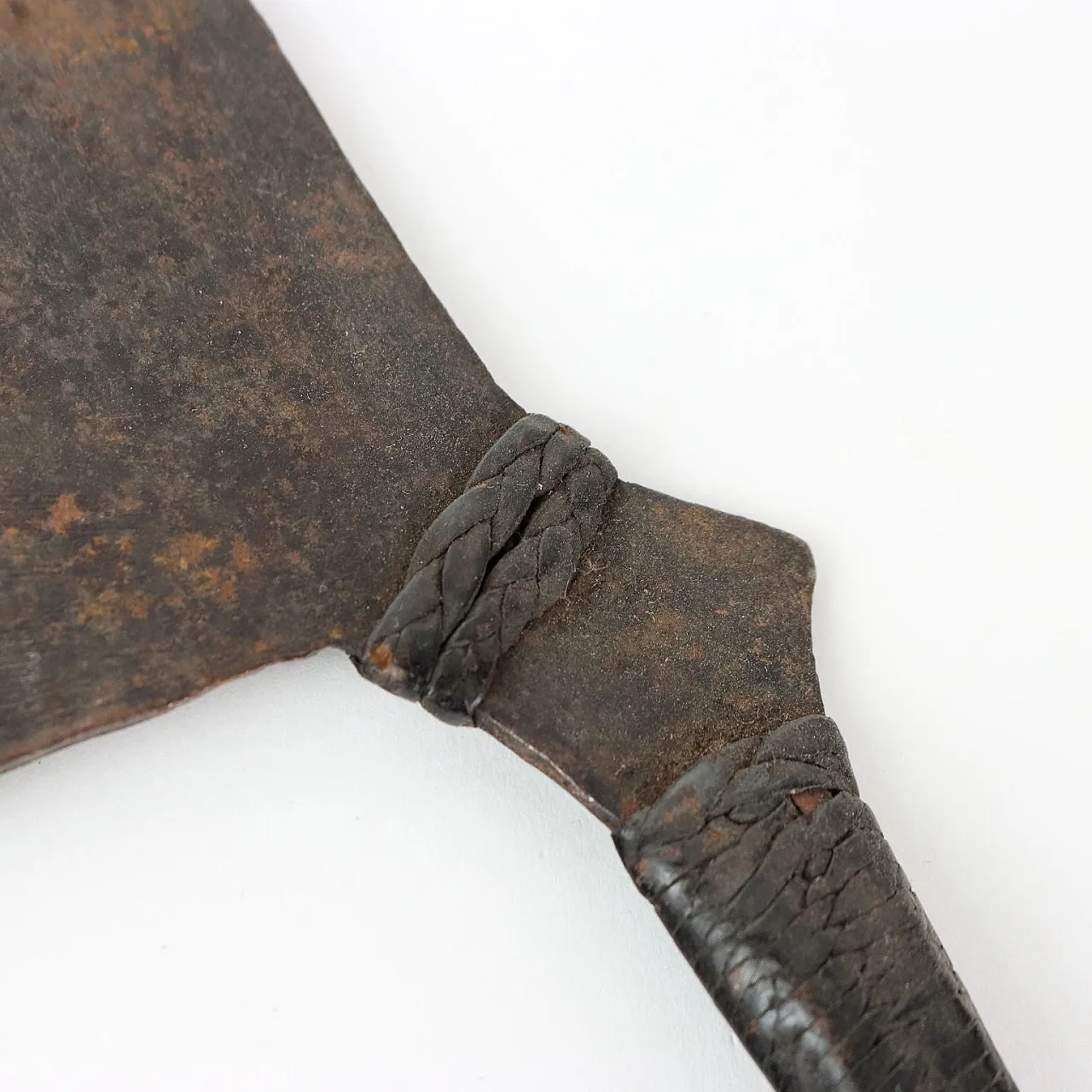 Manzhi iron and leather ceremonial dance axe, 20th century 4