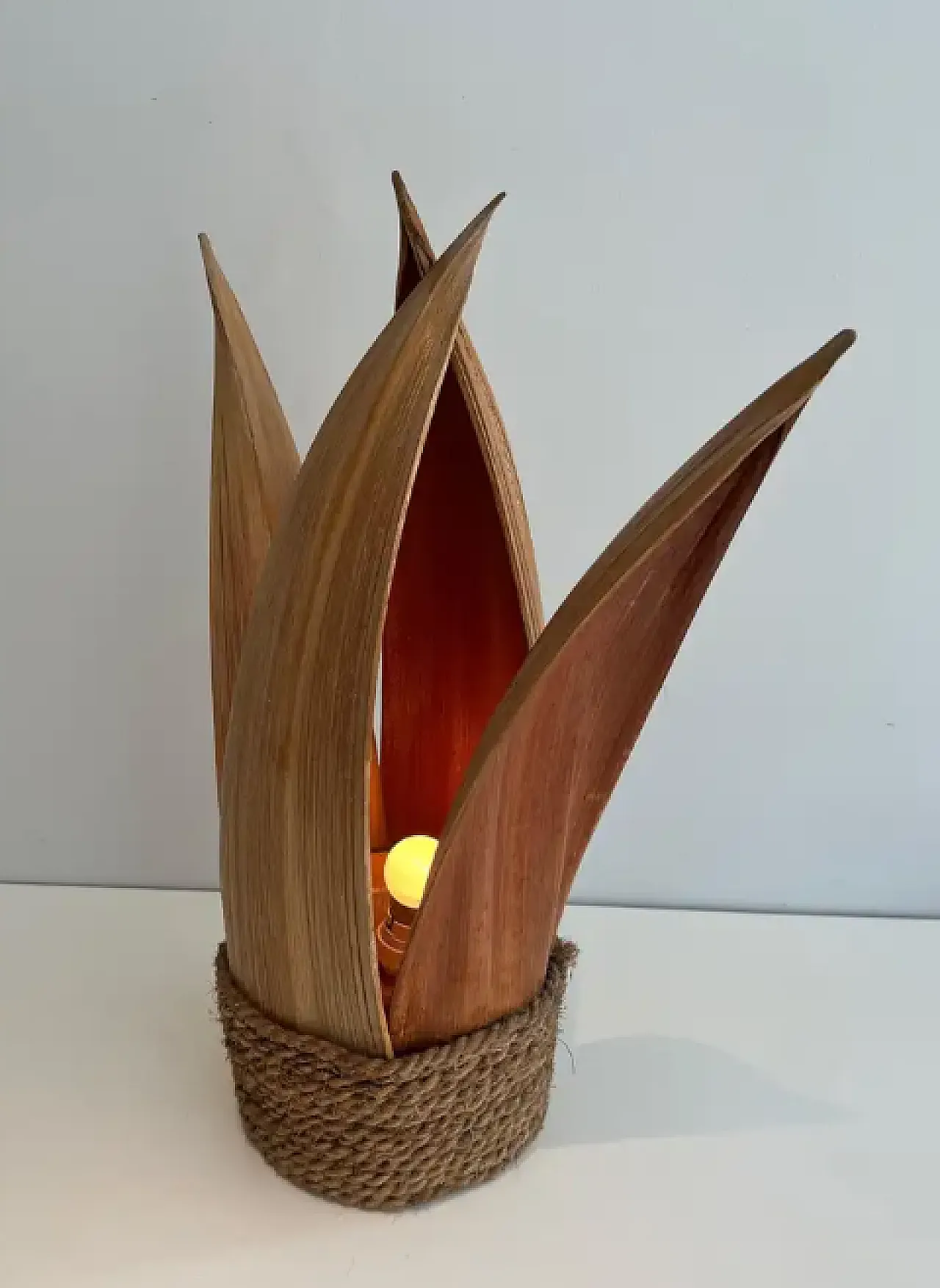 Lampada da tavolo decorativa con palma e corda, anni '70 8