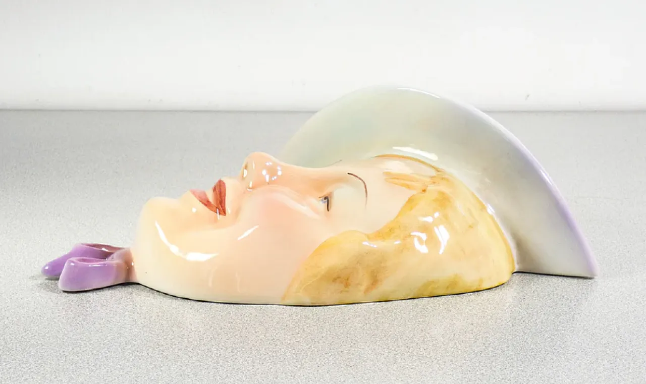 Donna con cappello in ceramica di Antonio Ronzan, anni '40 7