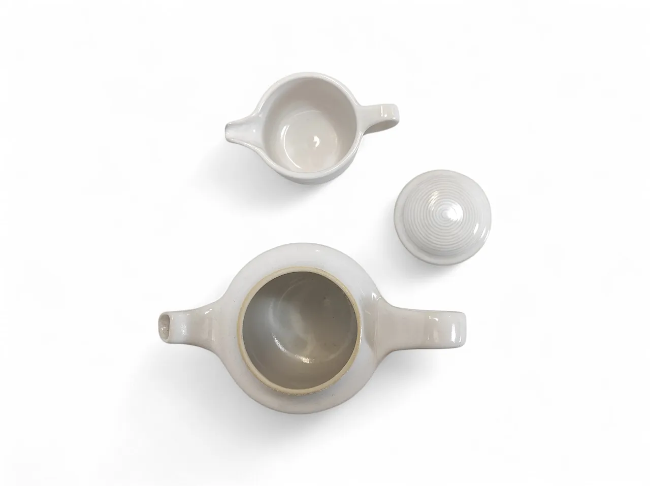 Teiera e lattiera in ceramica bianca di F. Bucci, anni '70 5