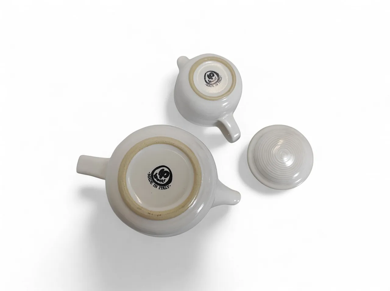 Teiera e lattiera in ceramica bianca di F. Bucci, anni '70 6
