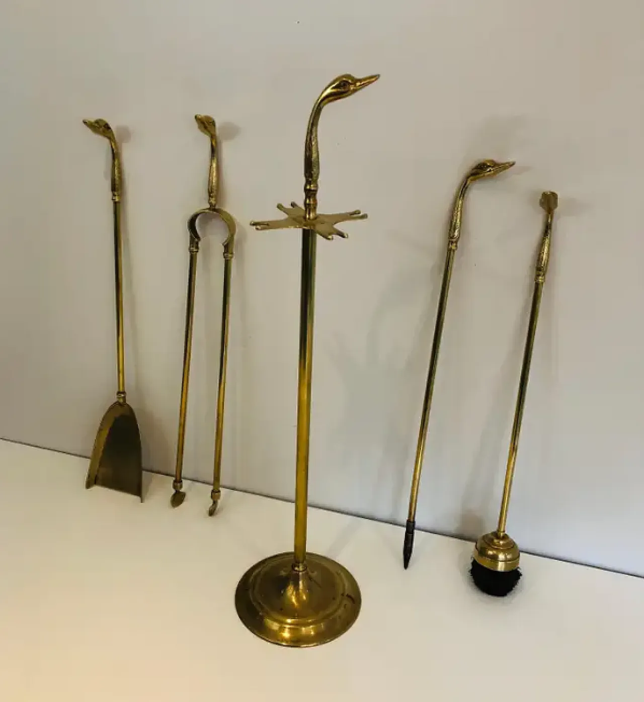 Attrezzi da camino in ottone con teste di anatra, anni '60 6