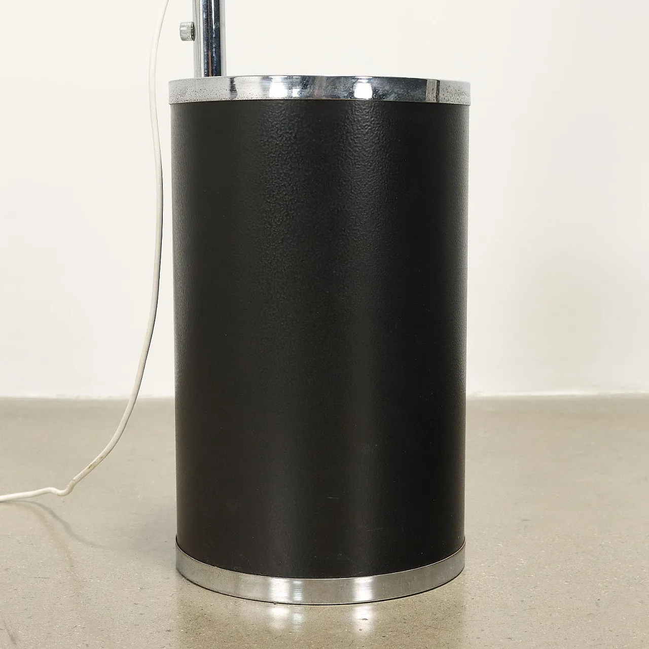 Vintage Floor Lamp Chromed Aluminium Plastic Italy 1970s 9