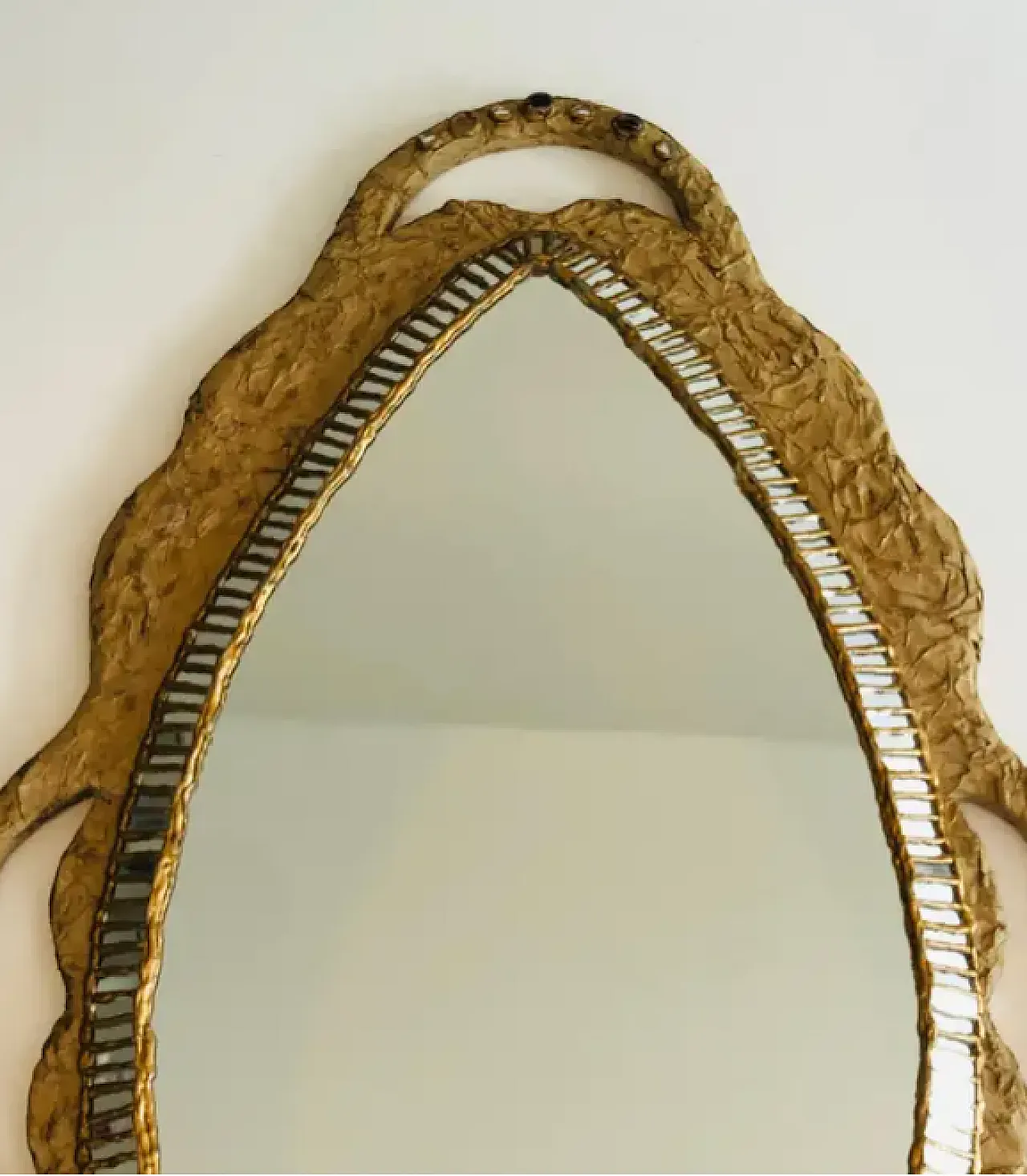 Specchio in cartapesta e intarsio di specchi di A. David, anni '70 4