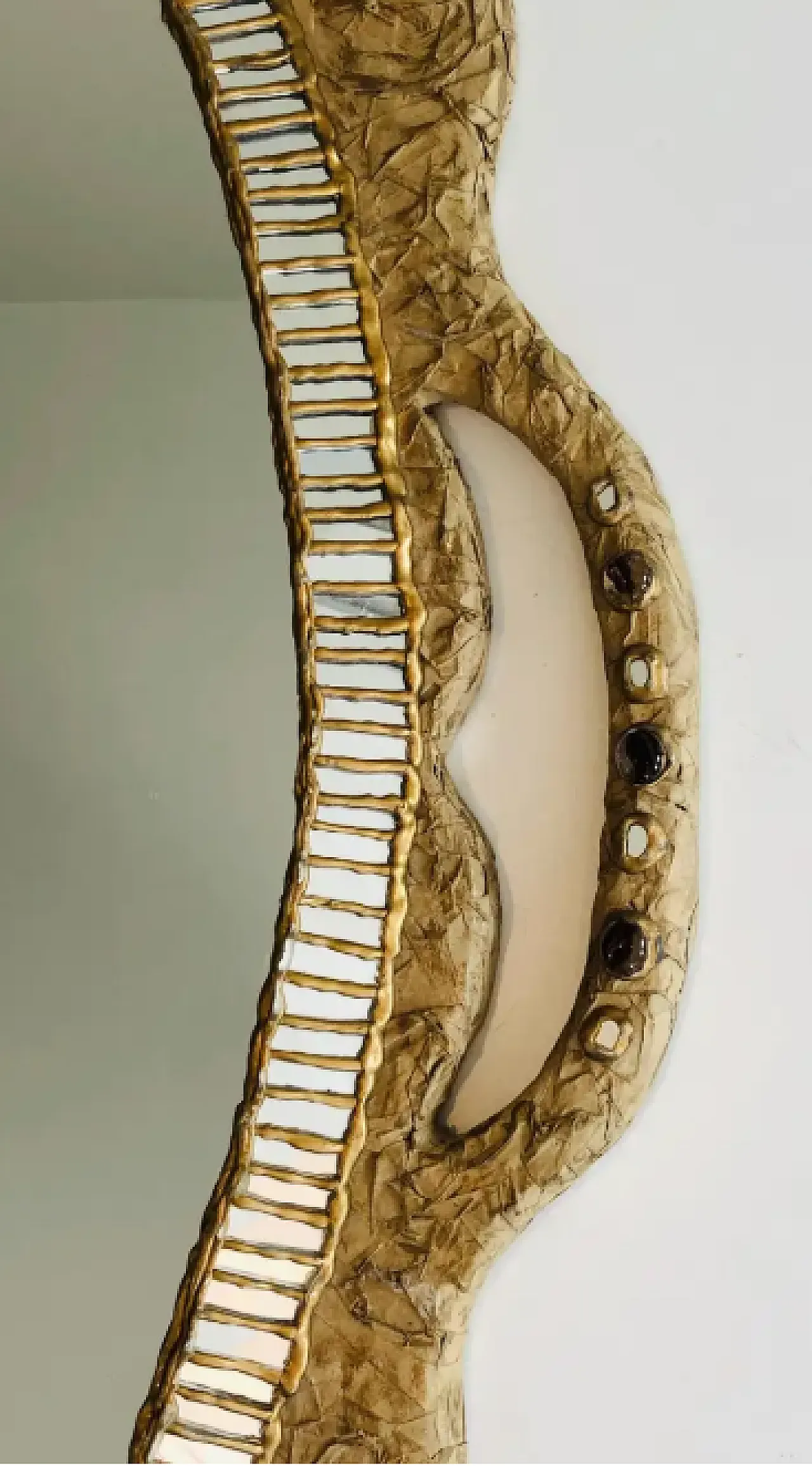 Specchio in cartapesta e intarsio di specchi di A. David, anni '70 6