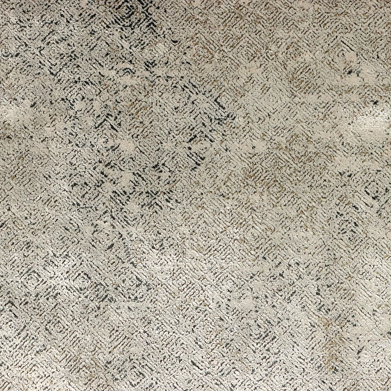 Abadeh Mechanical bamboo and acrylic carpet 3