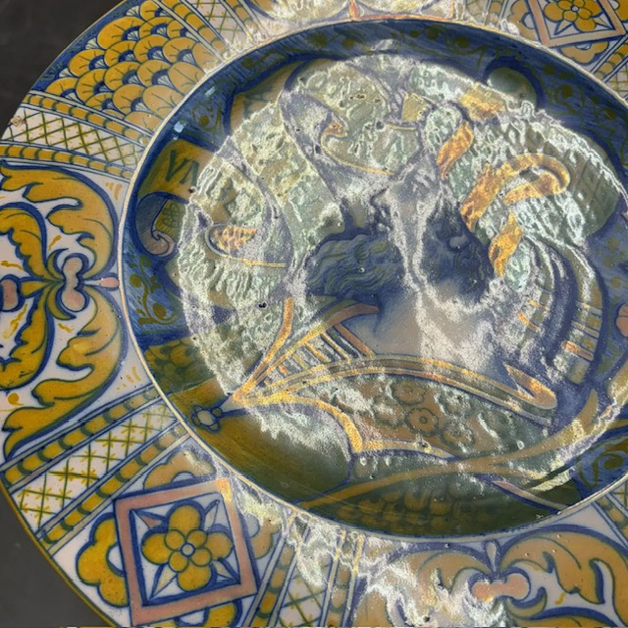 Antique plate made by Fornace Paolo Rubboli Gualdo Tadino, end 19th c. 9