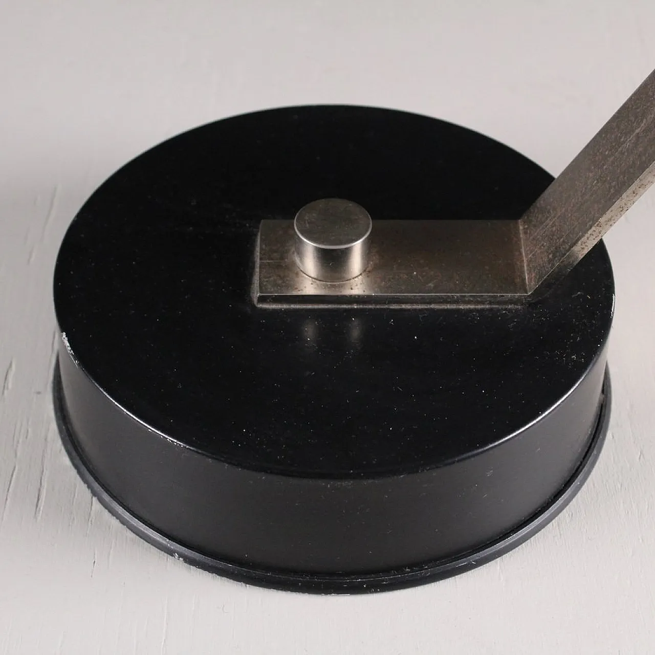 Lampada da tavolo in metallo stile Space Age, anni '60 8