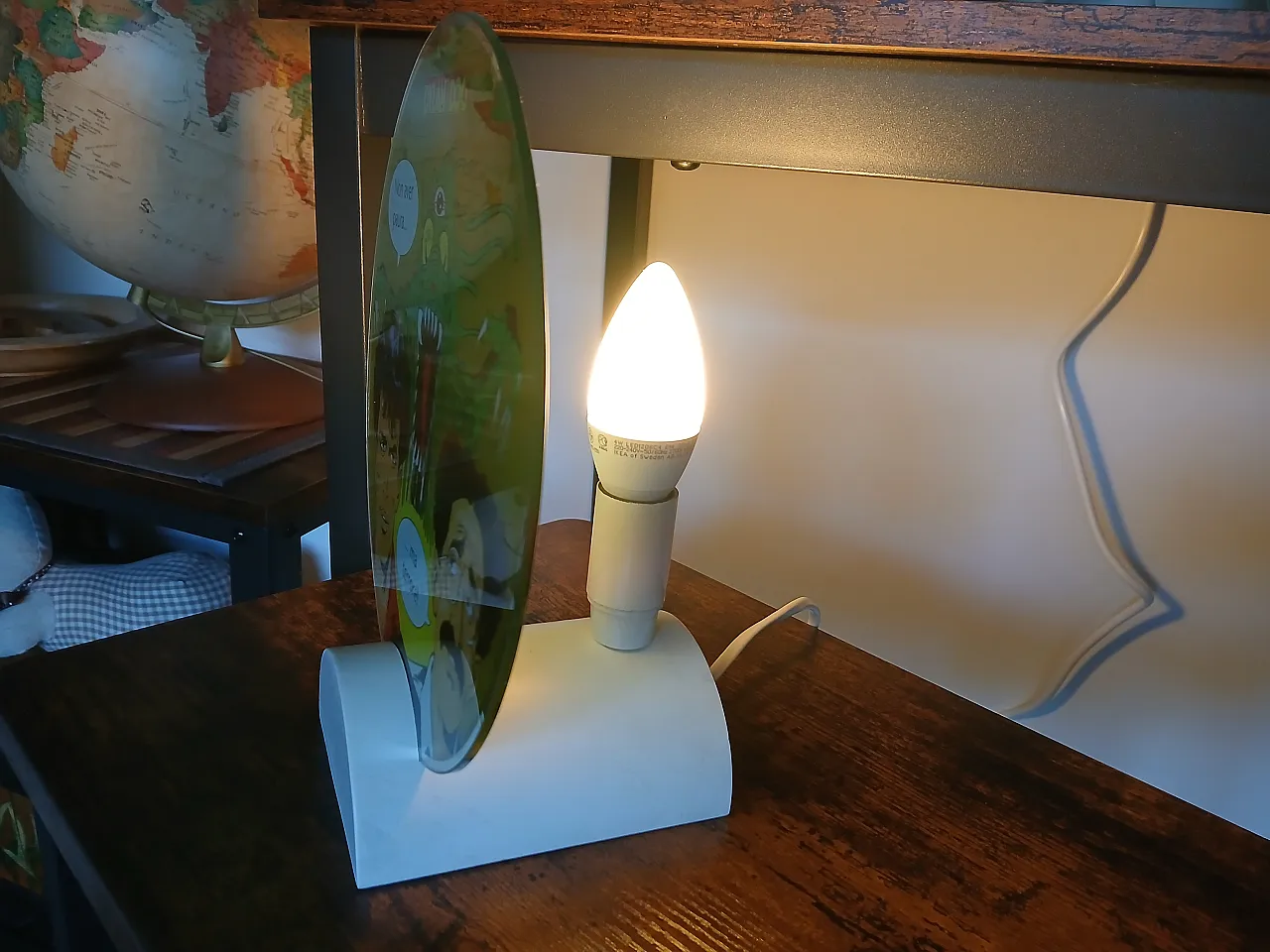 Lampada da tavolo Dylan Dog in legno e vetro di Veagroup, anni '80 7