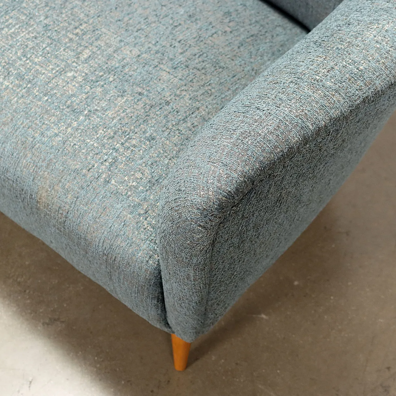 Divano in faggio e tessuto nello stile di Carlo De Carli, anni '50 6