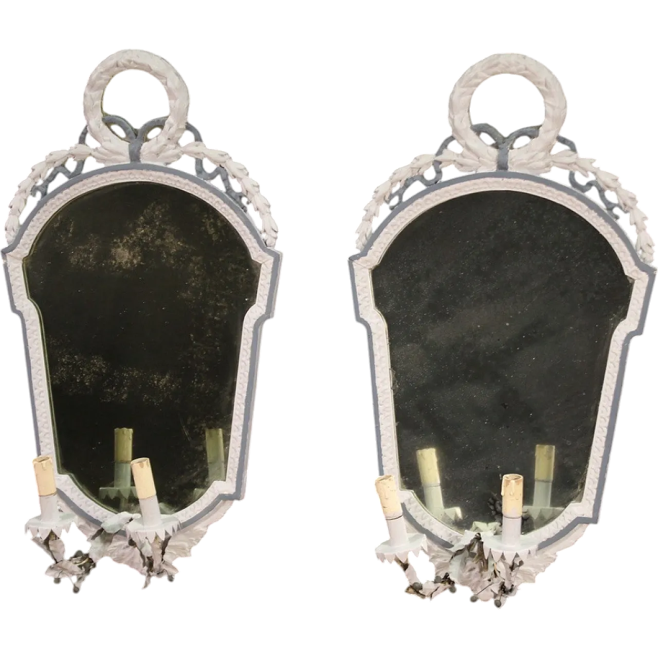 Coppia di specchiere in stile Luigi XVI laccate in bianco, '900 13