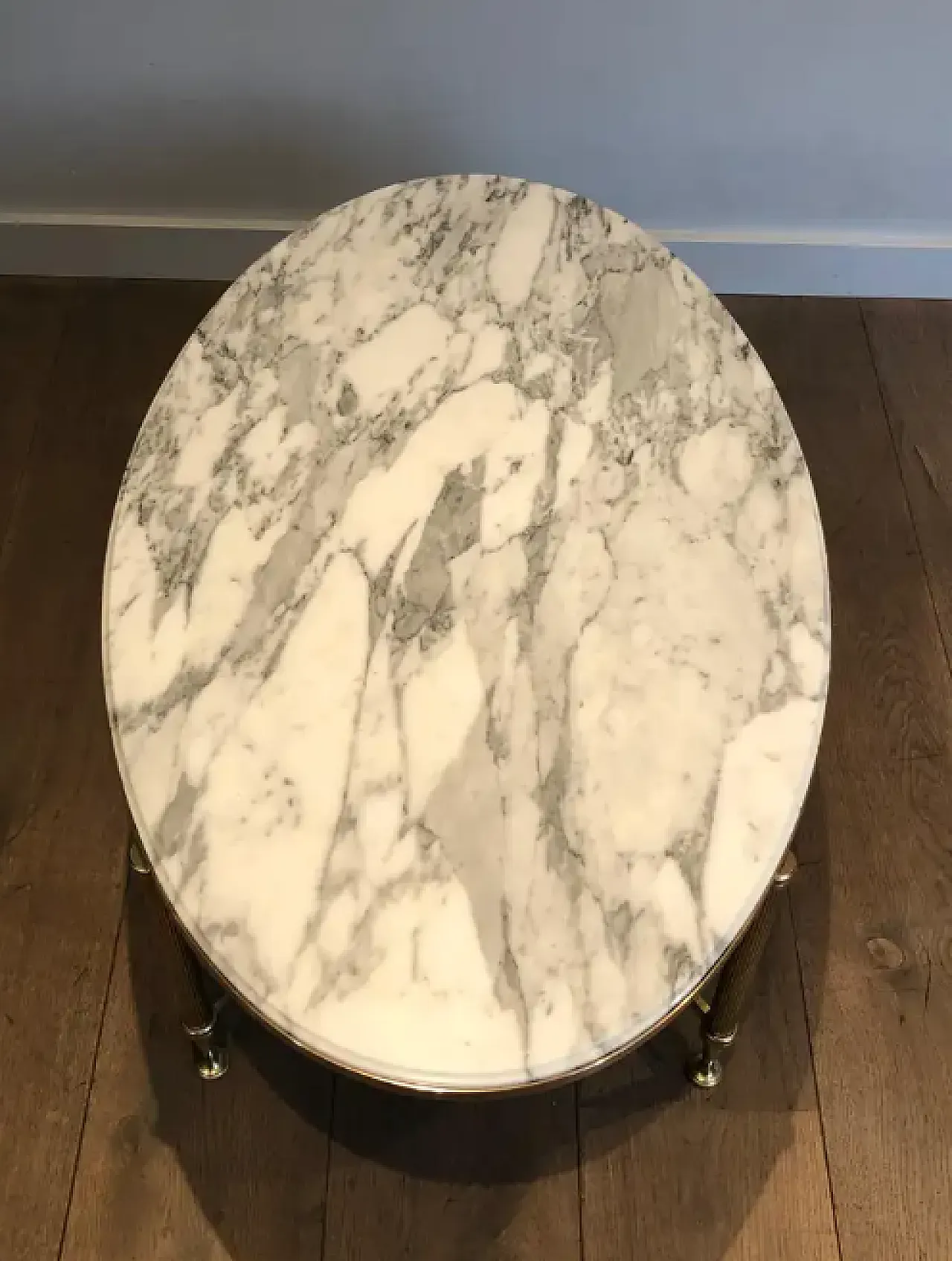 Tavolino in ottone e marmo di Carrara di Maison Jansen, anni '40 9