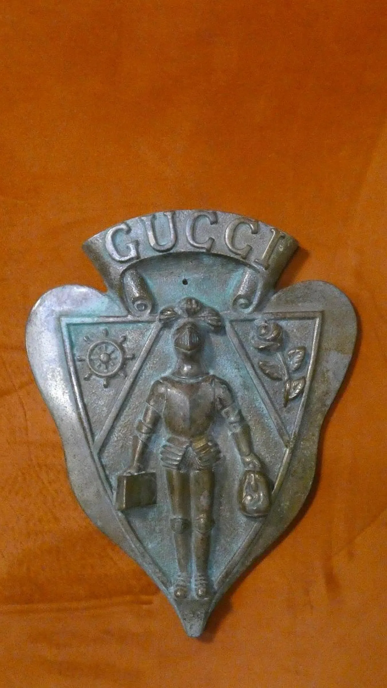 Guccio Gucci High Relief Coat of Arms in Cast Bronze, Italy, 20th Century 2