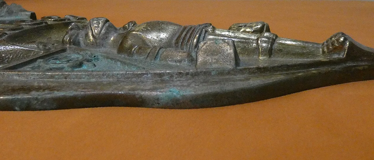 Guccio Gucci High Relief Coat of Arms in Cast Bronze, Italy, 20th Century 11