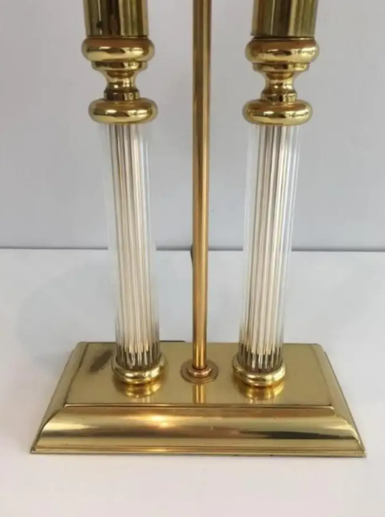 Le Dauphin, lampada in metallo dorato, lucite e vetro, anni '70 5