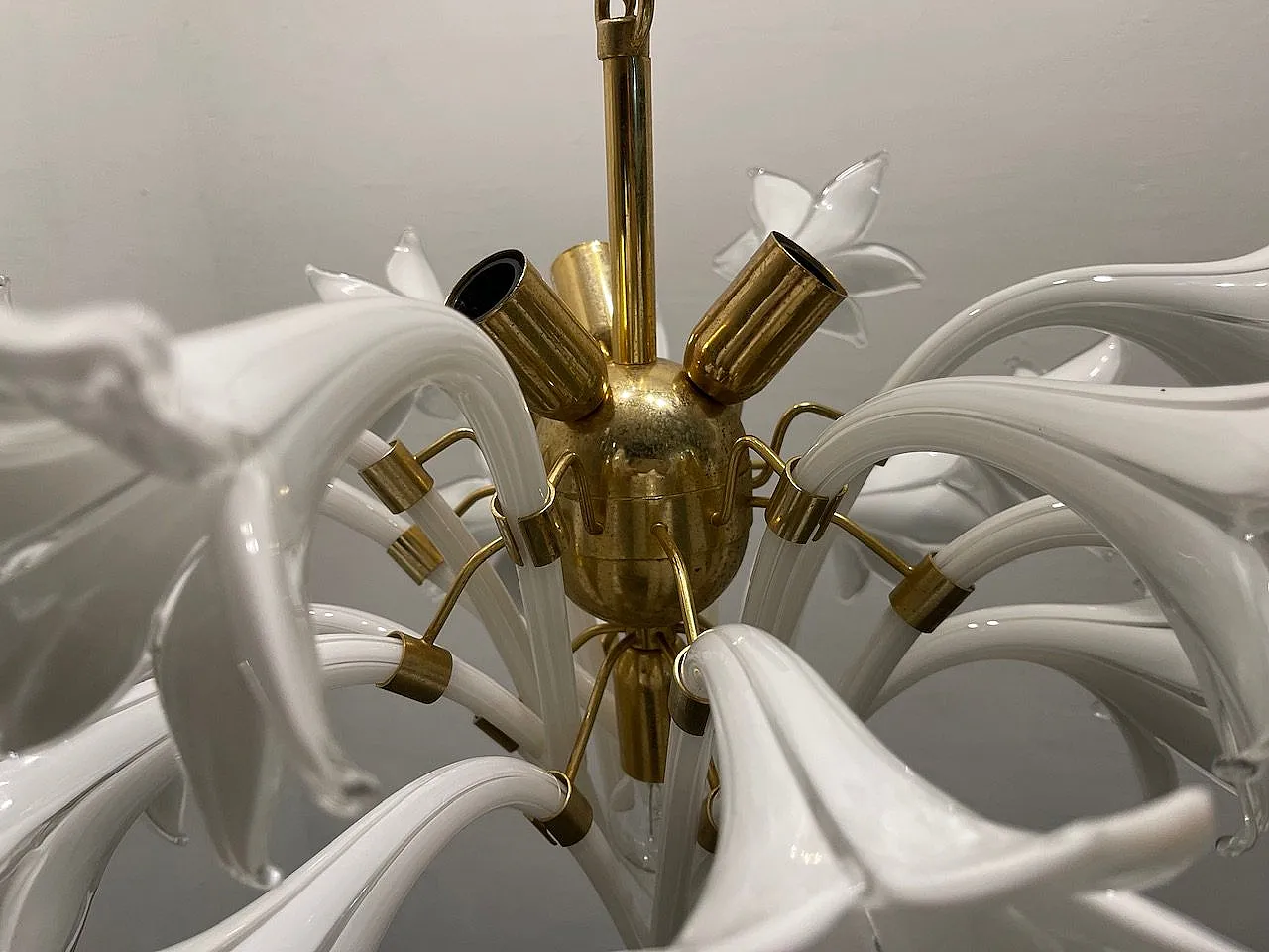 White Murano Flower Chandelier by Franco Luce, 1970s 8