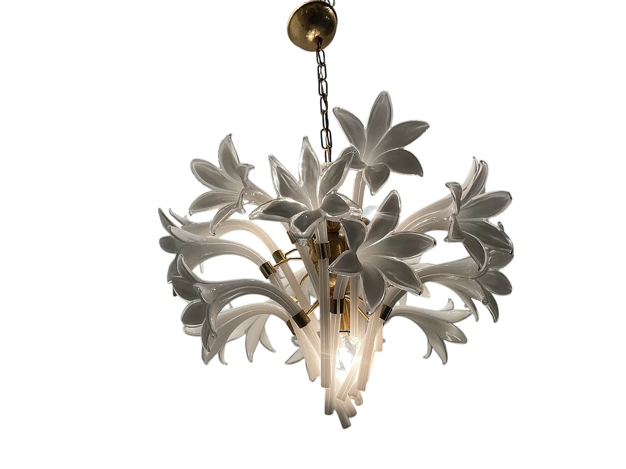 White Murano Flower Chandelier by Franco Luce, 1970s 11