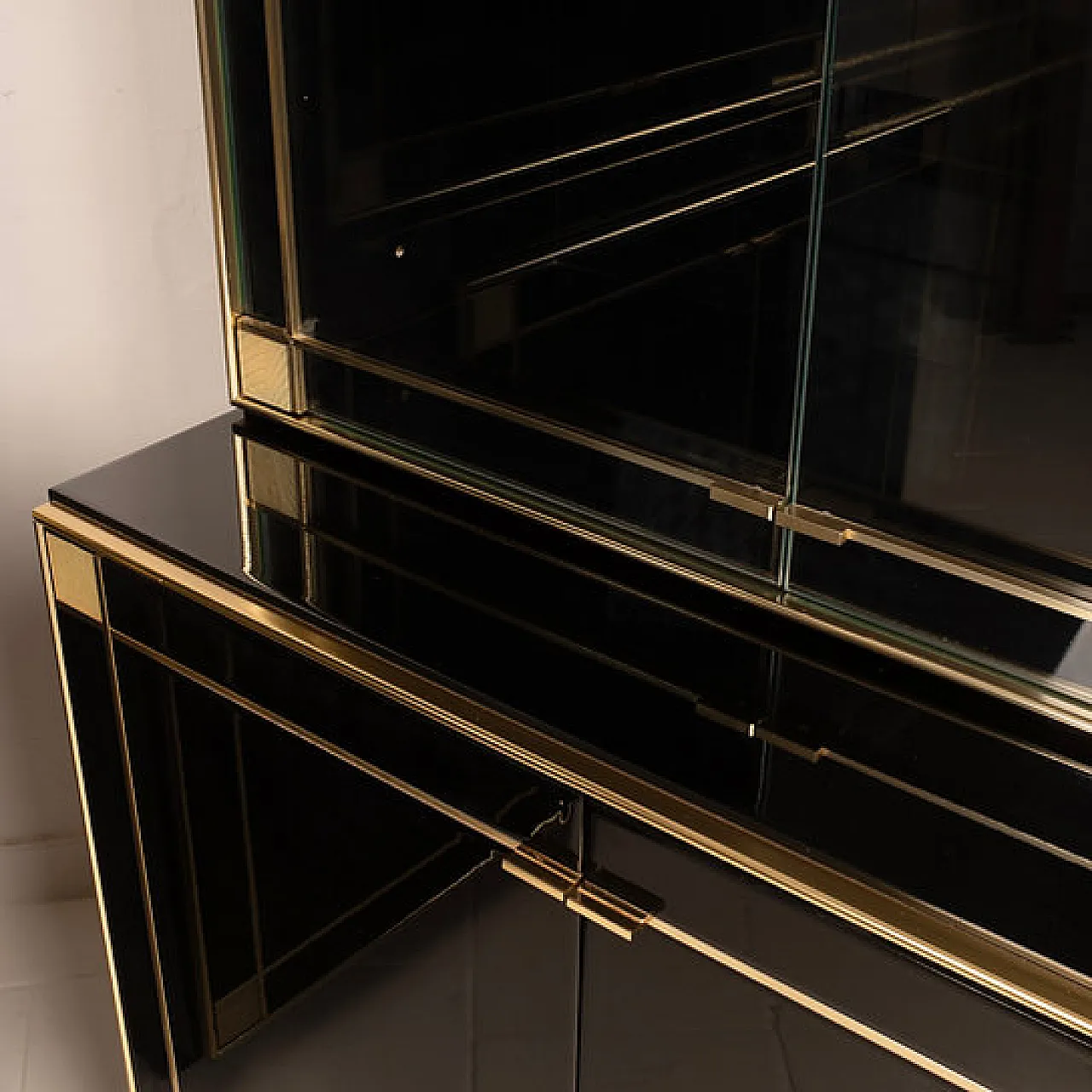 Coppia di vetrine di Pierre Cardin per Roche Bobois, anni '70 9