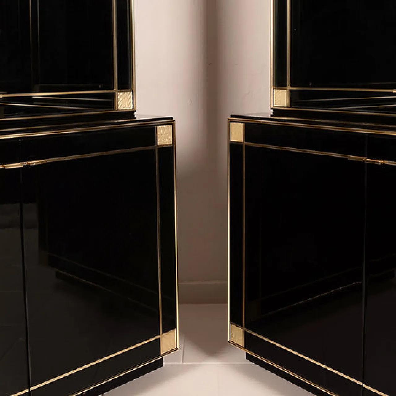 Coppia di vetrine di Pierre Cardin per Roche Bobois, anni '70 11