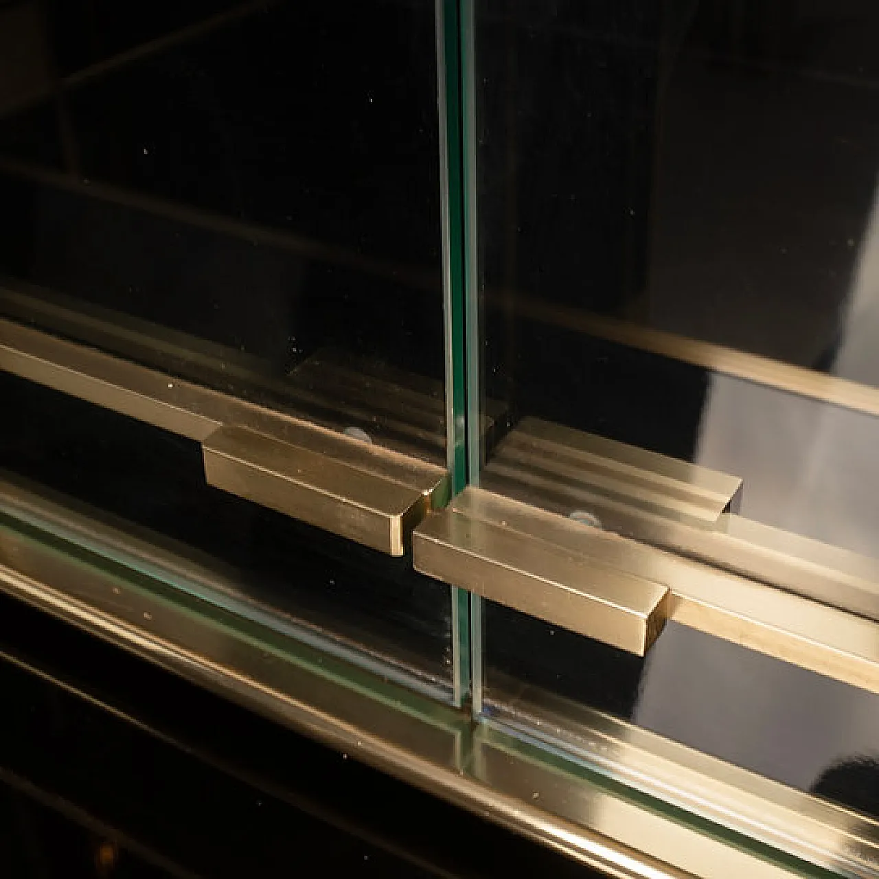 Coppia di vetrine di Pierre Cardin per Roche Bobois, anni '70 13