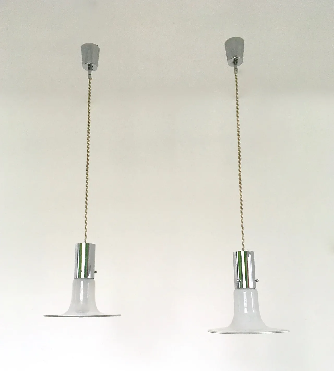 Pair of glass lamps attributable to Alessandro Pianon for Vistosi, 1960s 2
