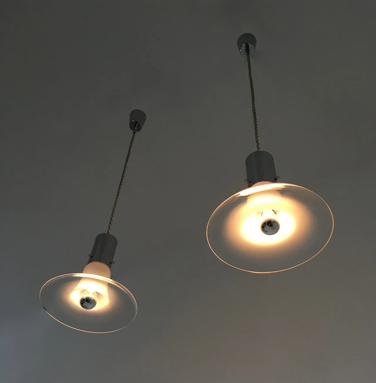 Pair of glass lamps attributable to Alessandro Pianon for Vistosi, 1960s 6