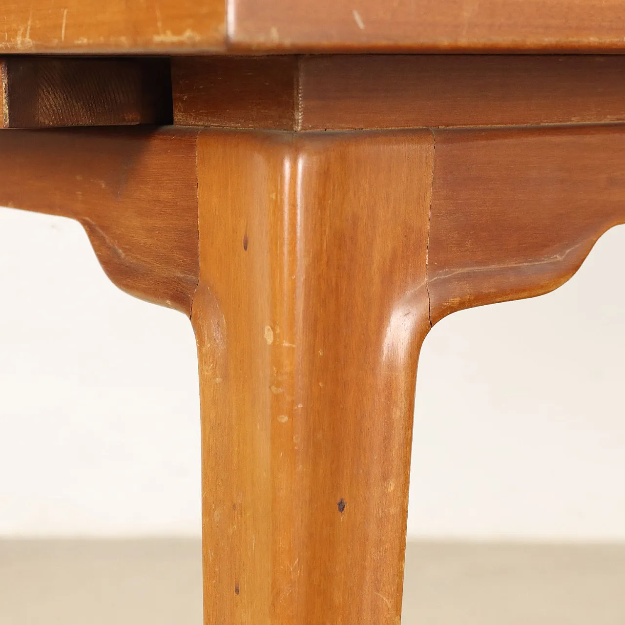 Tavolo allungabile in faggio e formica, anni '50 7