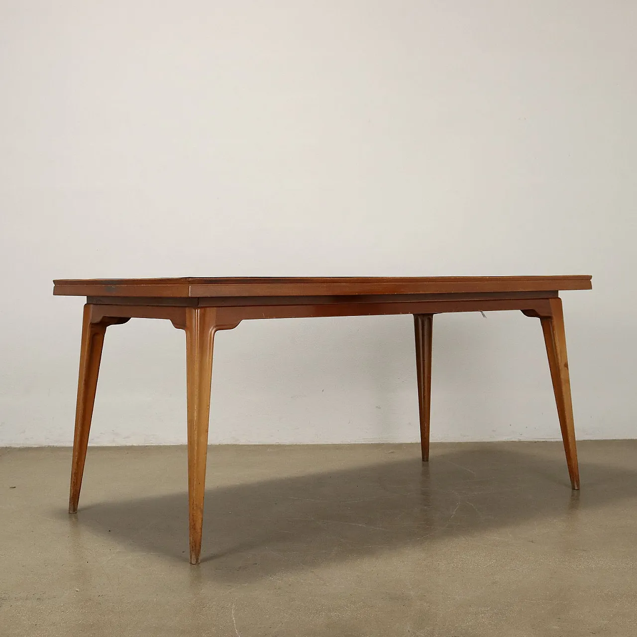 Tavolo allungabile in faggio e formica, anni '50 9