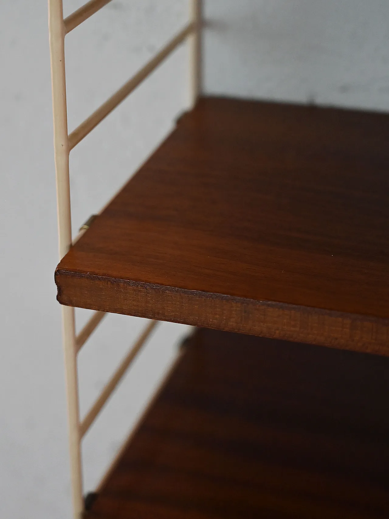 Vintage shelves 6