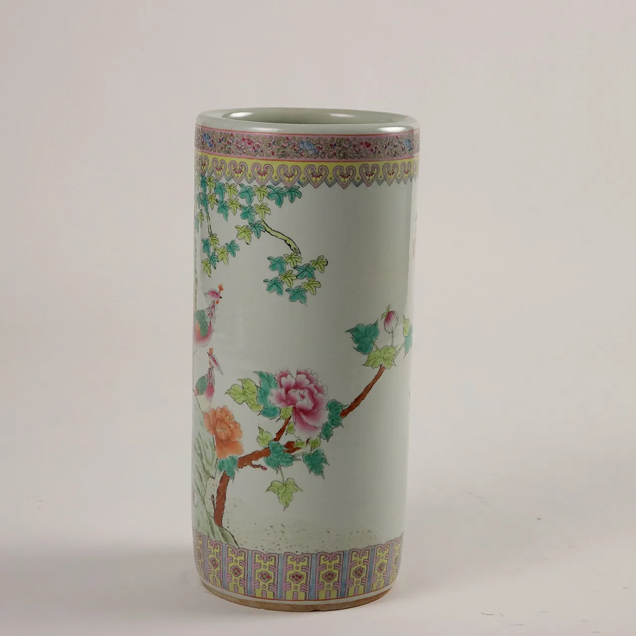 Vaso cilindrico in porcellana con fenici e motivi floreali, anni '70 5