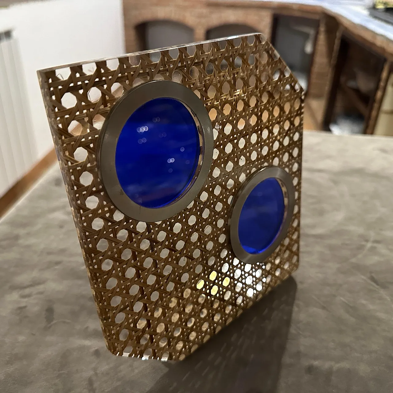 Straw and plexiglass photo frame by Dior Home, 1970s 8