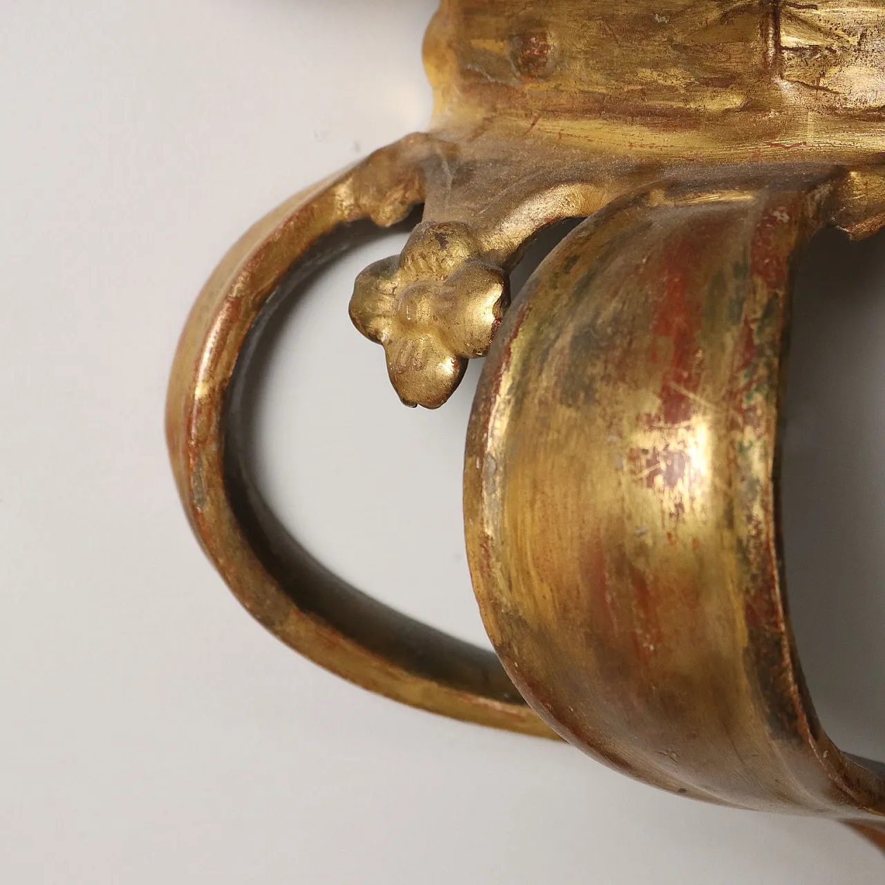 Pair of lacquered shelf consoles, second half 19th century 5