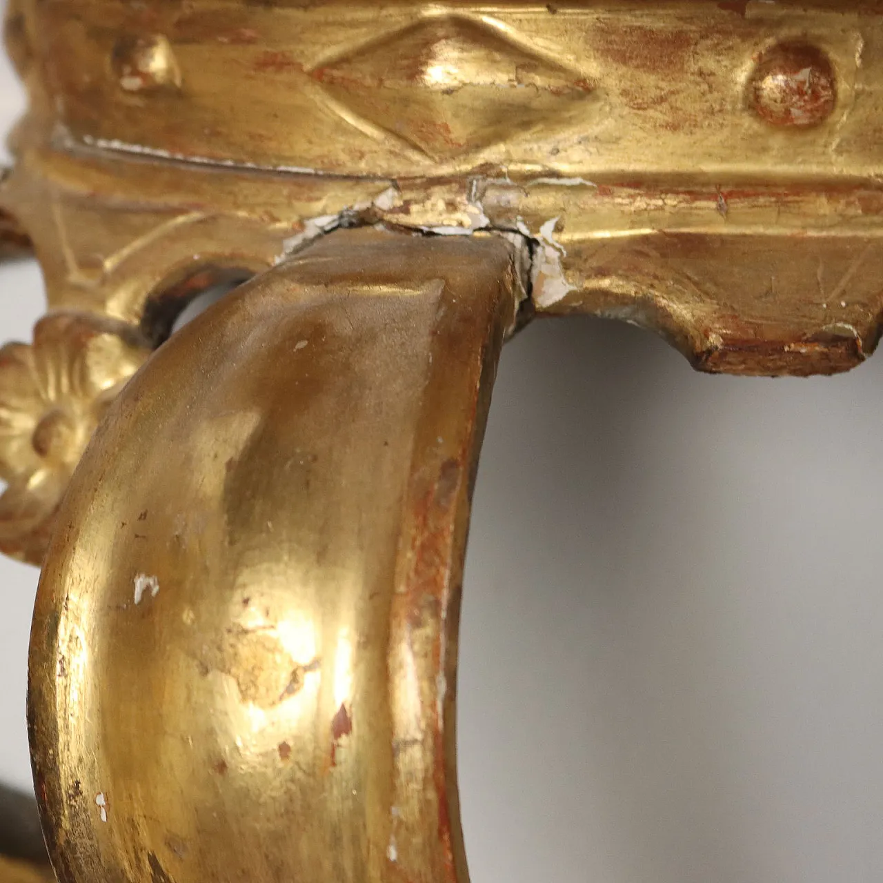 Pair of lacquered shelf consoles, second half 19th century 7