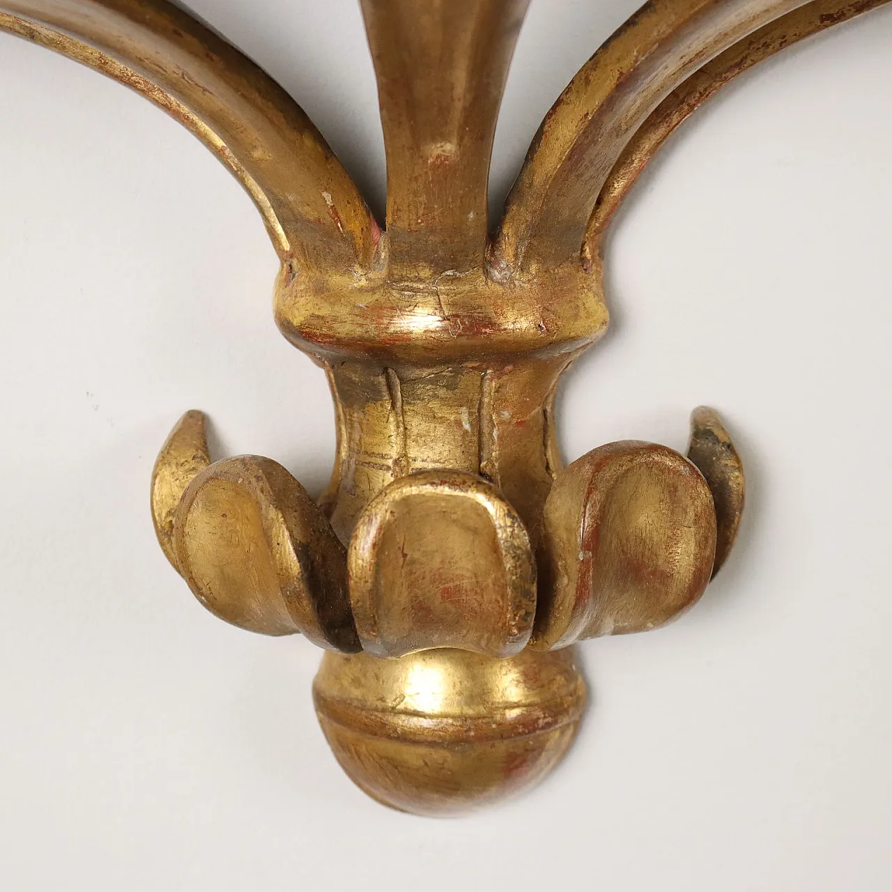 Pair of lacquered shelf consoles, second half 19th century 9