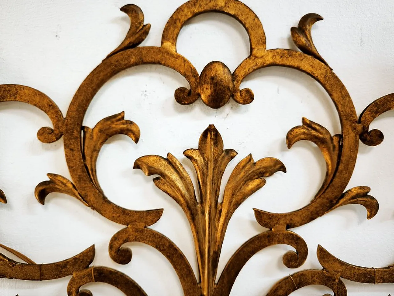 Applique in ferro battuto con pergamene di Palladio, anni '60 5