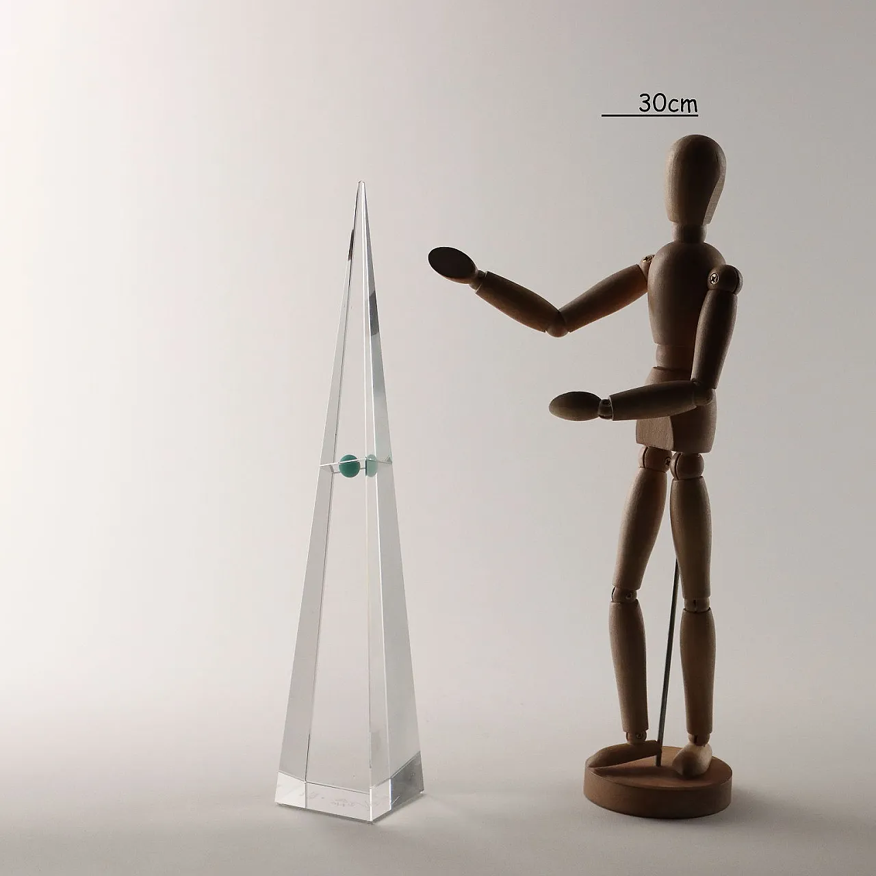 Hong Kong crystal tower obelisk by Tsang for Swarowski selection, 1997 2