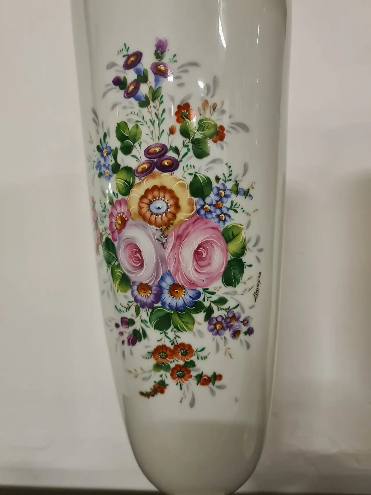 Coppia di vasi dipinti a mano in porcellana Limoges 5