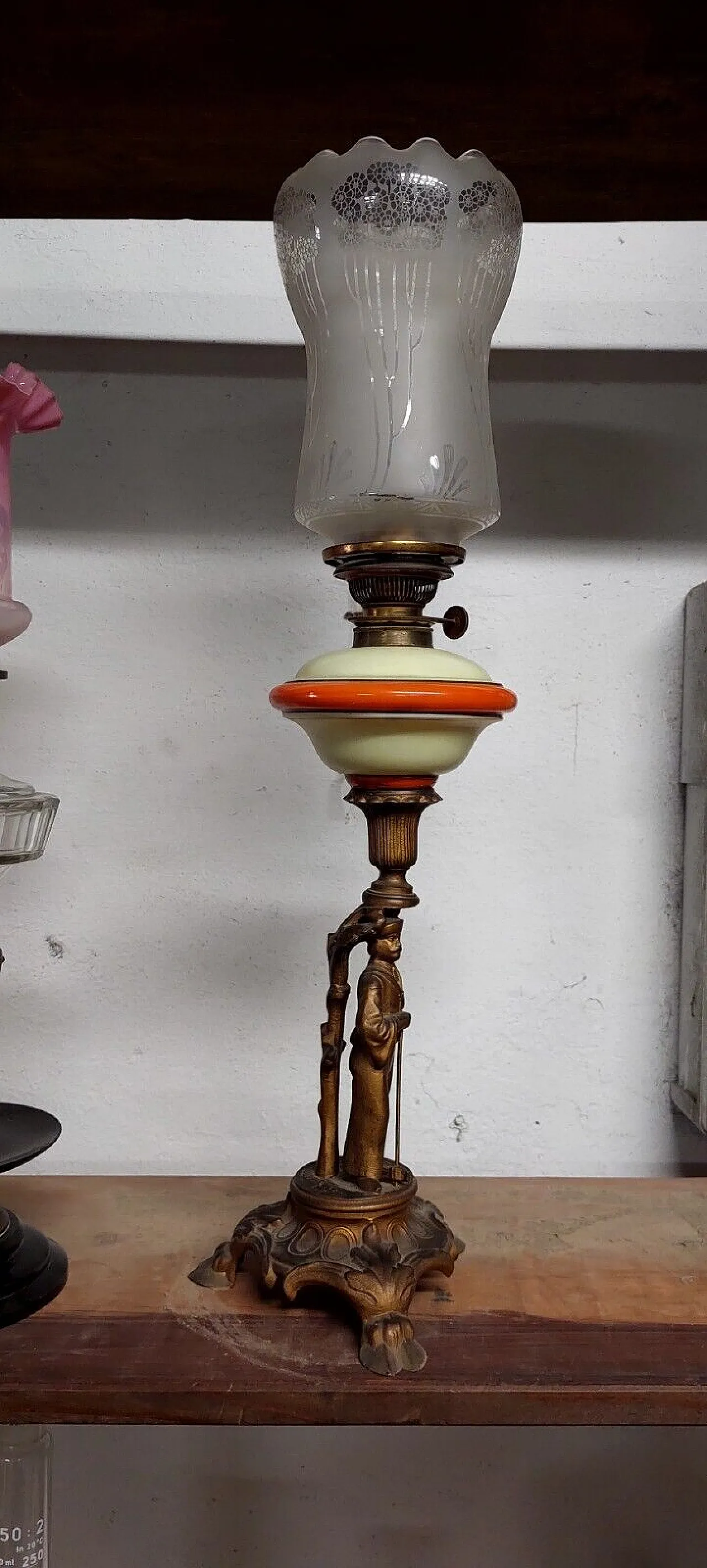 Lume a petrolio in metallo, ceramica e vetro, '800 8