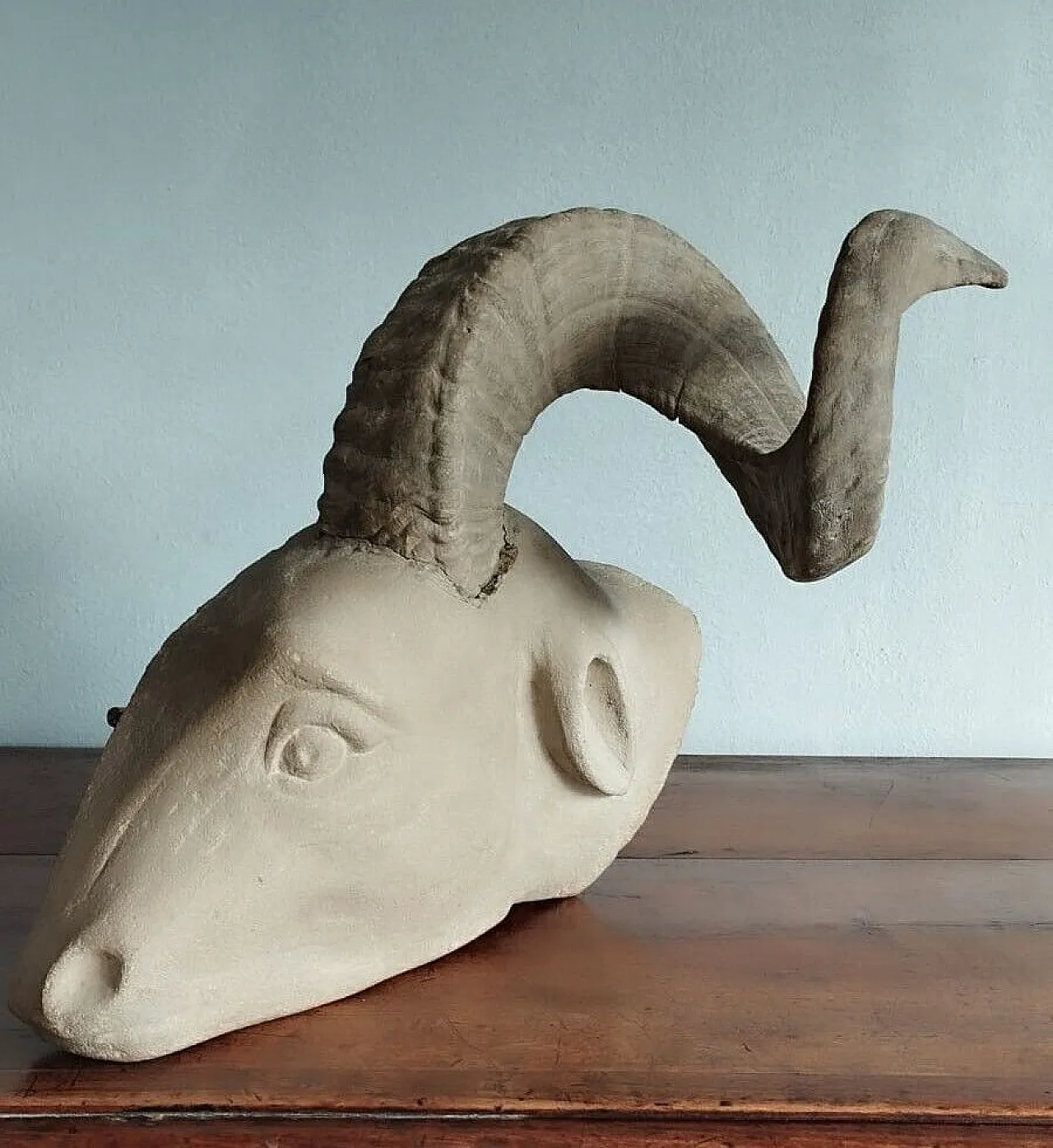 Ram's head, sculpture in pietra serena, early 20th century 1