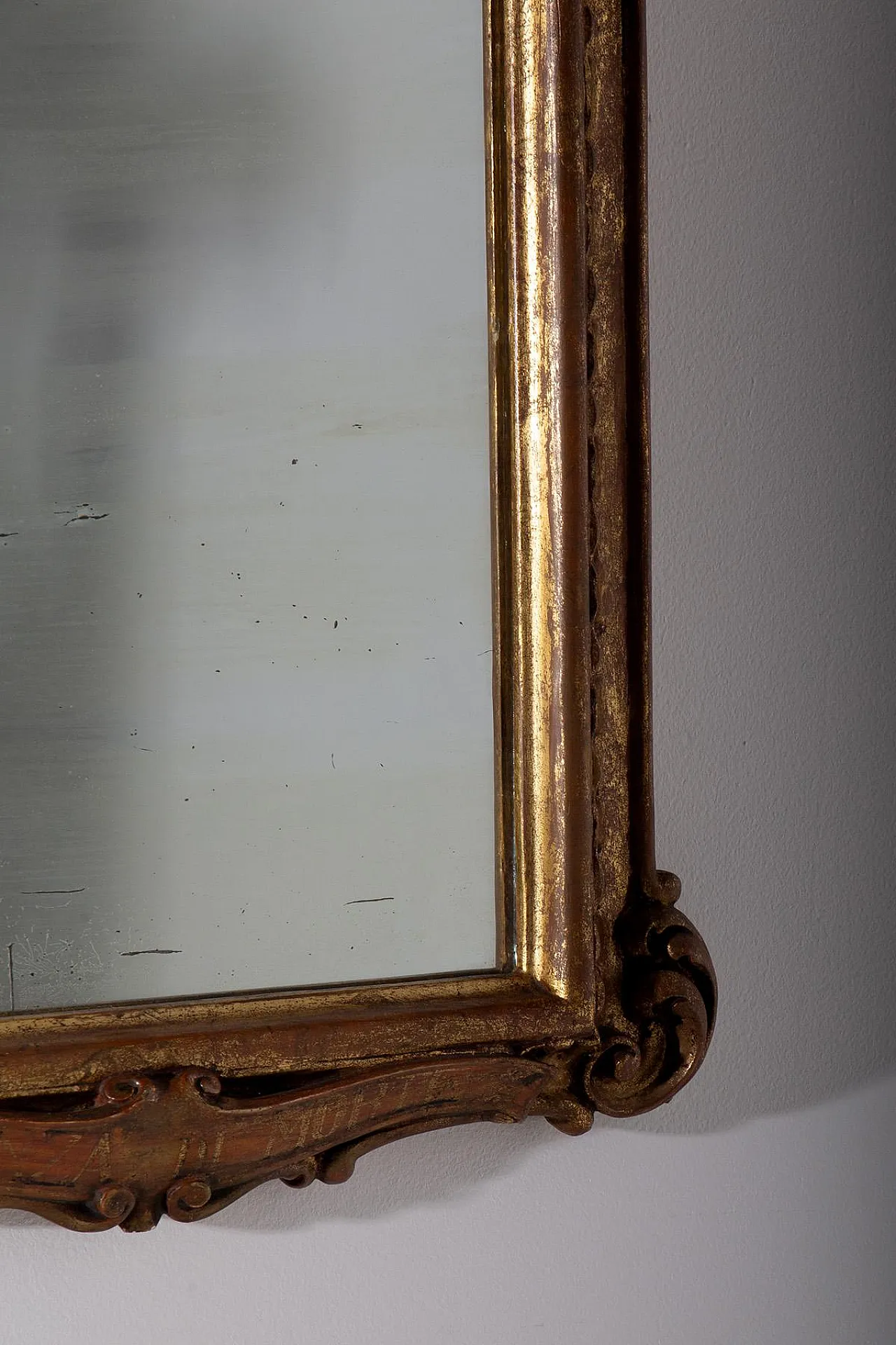 Mirror with gilded wooden frame, 18th century 4