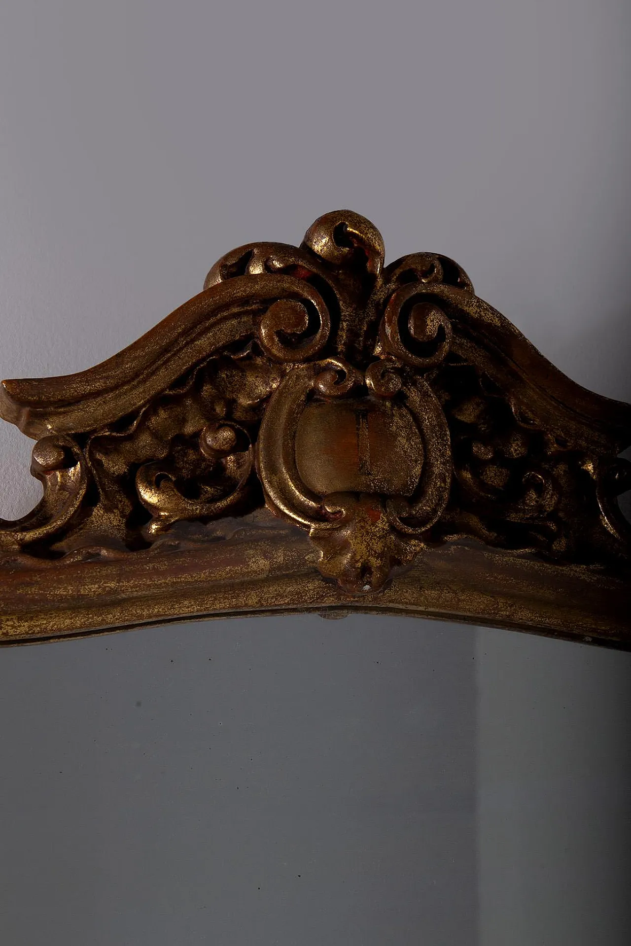 Mirror with gilded wooden frame, 18th century 6