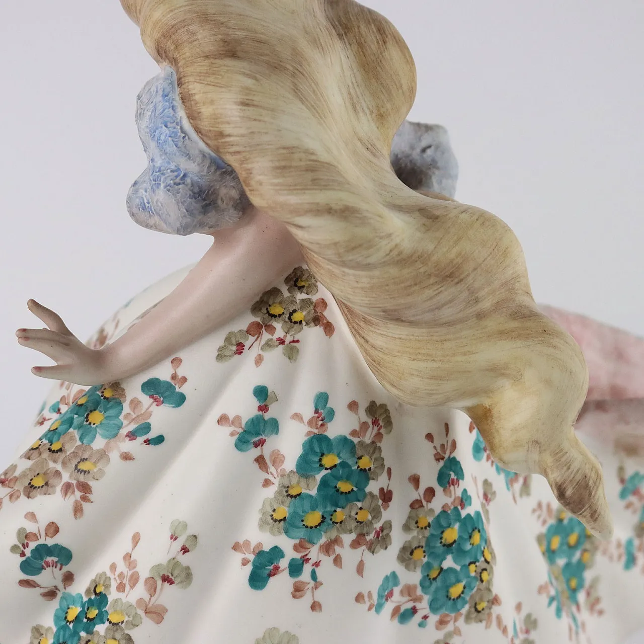 Scultura di fanciulla in ceramica di Tiziano Galli, anni '50 7