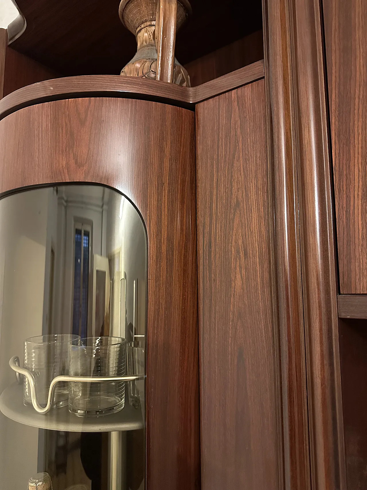 Mobile con vetrina bar in palissandro, anni ‘70 4