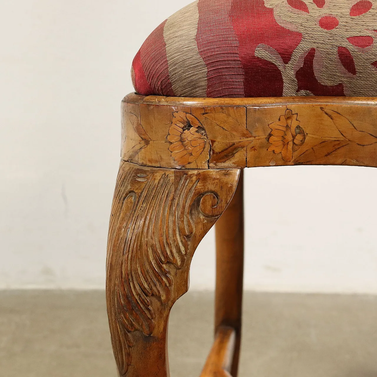 4 Sedie olandesi di gusto Barocchetto in quercia e radica, terzo quarto '800 9