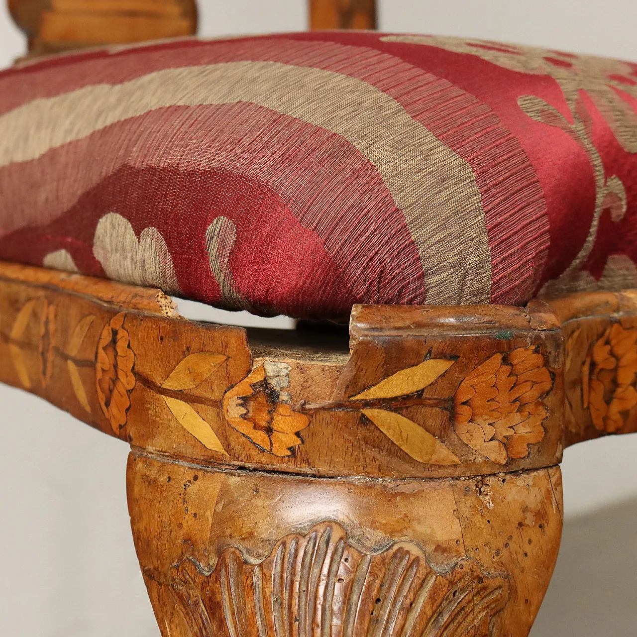 4 Sedie olandesi di gusto Barocchetto in quercia e radica, terzo quarto '800 10