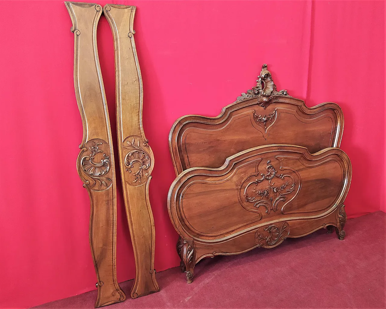 Liberty bed in carved wood, 20th century 1