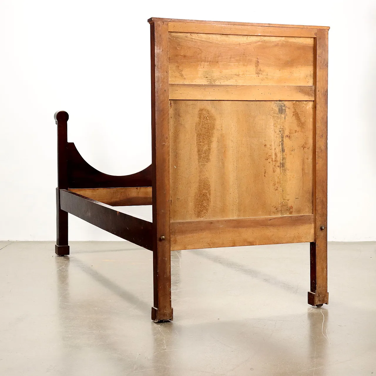 Letto singolo Impero in noce, primo '800 9
